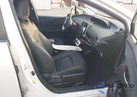 2016 Toyota Prius Four Touring из США, поврежденный, VIN JTDKARFU4G3510901